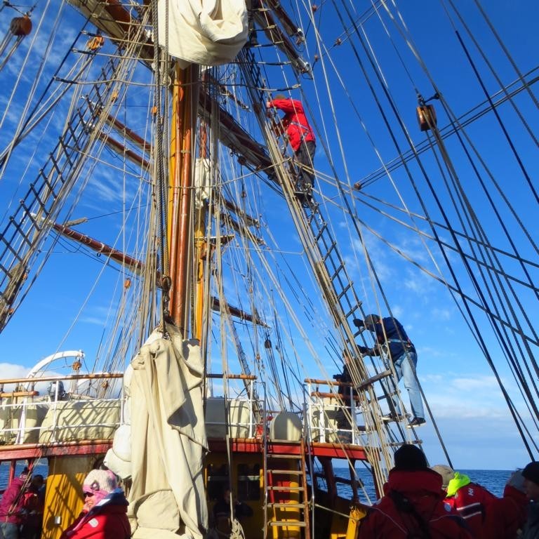 Klettern auf die Masten der Bark Europa