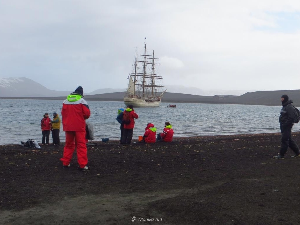 Whalers Bay auf Deception Island